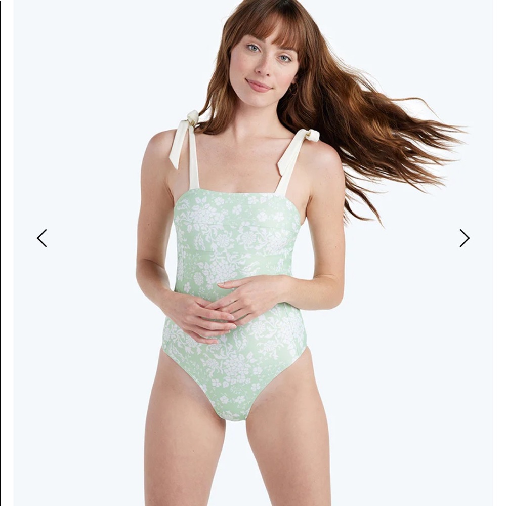 SUMMERSALT Swimsuit - Size 6